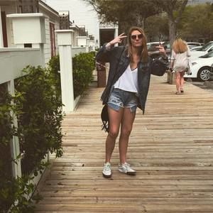 Meet your Posher, Jenna